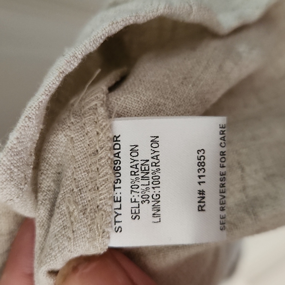 Reagan Linen puff sleeve peplum blouse - Picture 8 of 11